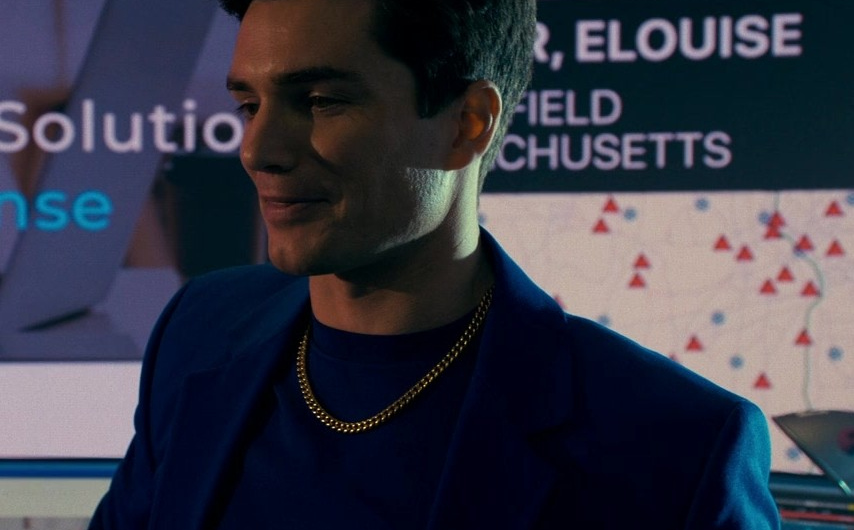 Gold Chain Necklace Worn by David Witts as Mickey Garnett