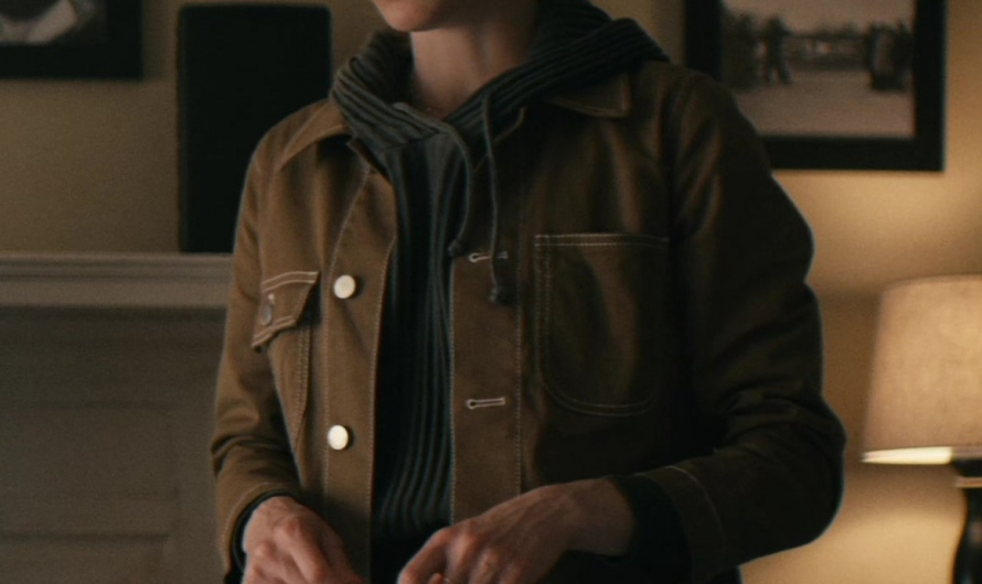 Olive Green Military Jacket with High Collar and Front Pockets Worn by Erin Moriarty as Annie January / Starlight