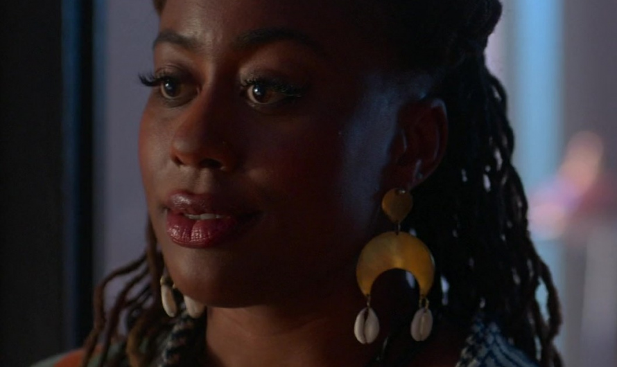 Ethnic-Inspired Oversized Dangle Earrings of Zuri Adele as Malika Williams