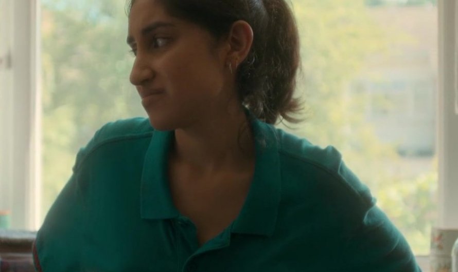 Green Short Sleeve Shirt of Ambika Mod as Emma Morley