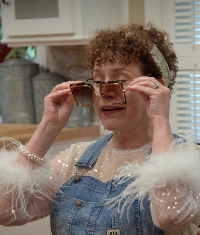 Tortoise Shell Oversized Square Sunglasses with Gradient Brown Lens Worn by Susie Essman as Susie Greene from Curb Your Enthusiasm TV Show