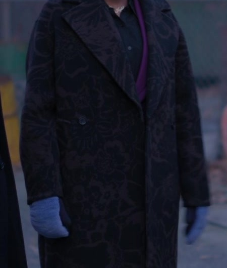 Oversized Double-Breasted Floral-Print Wool Coat of Travina Springer as Kylie