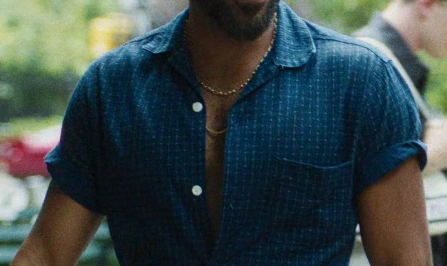 Navy Blue Patterned Shirt of Donald Glover as John Smith