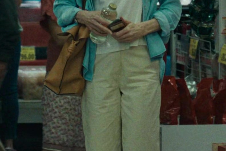 Vintage-Inspired Low-Top Canvas Sneakers in Cream and Black Worn by Nicole Kidman as Margaret Woo