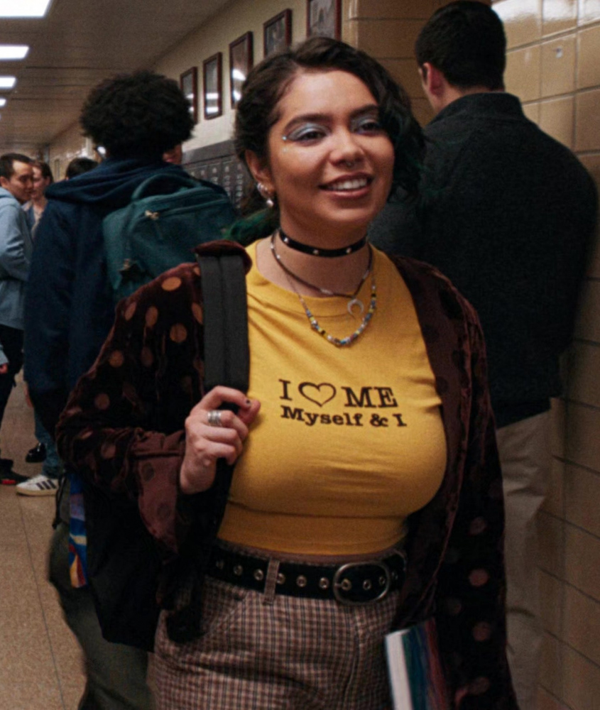 brown velvet polka dot shirt - Auliʻi Cravalho (Janis 'Imi'ike) - Mean Girls (2024) Movie