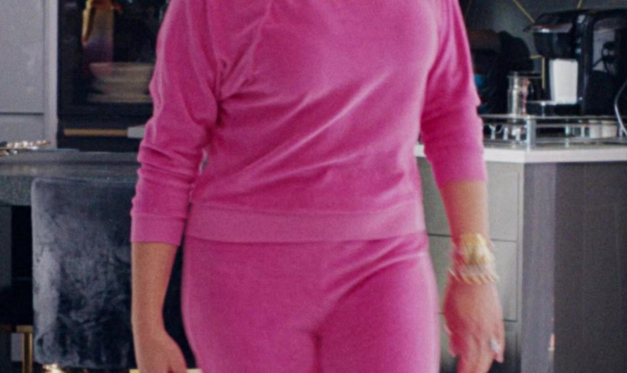 Rose Pink Trousers of Busy Philipps as Mrs. George
