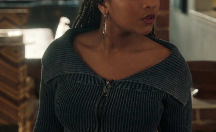 Ribbed Double Zipper Crop Sweater of Laya DeLeon Hayes as Delilah