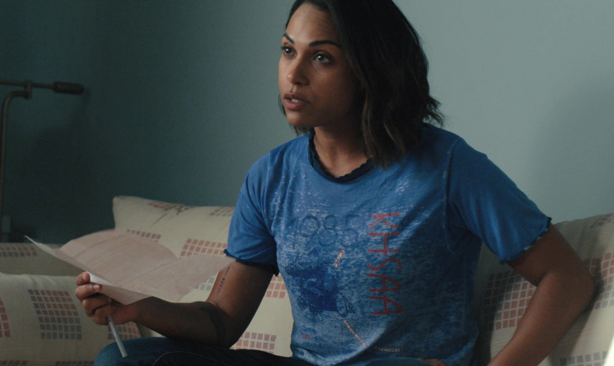 Blue KHSAA 1985 Distressed Tee of Monica Raymund as Jackie Quiñones