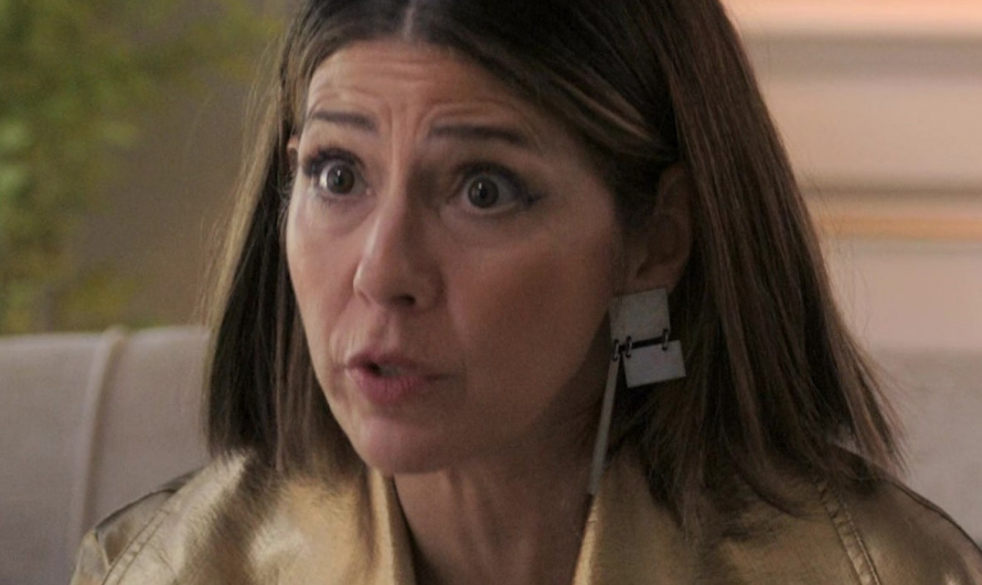 Silver-Framed Marbleized Square Earrings of Marisa Tomei as Claire Dupont