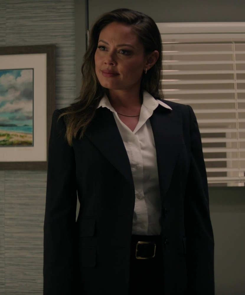 Classic Fit Single-Breasted Black Blazer Worn by Vanessa Lachey as Jane Tennant from NCIS: Hawai'i TV Show