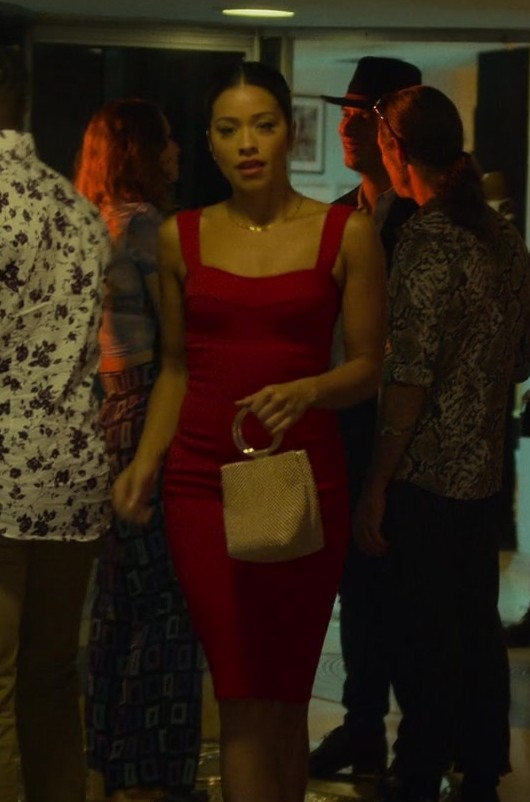 red bustier midi dress - Gina Rodriguez (Mack) - Players (2024) Movie