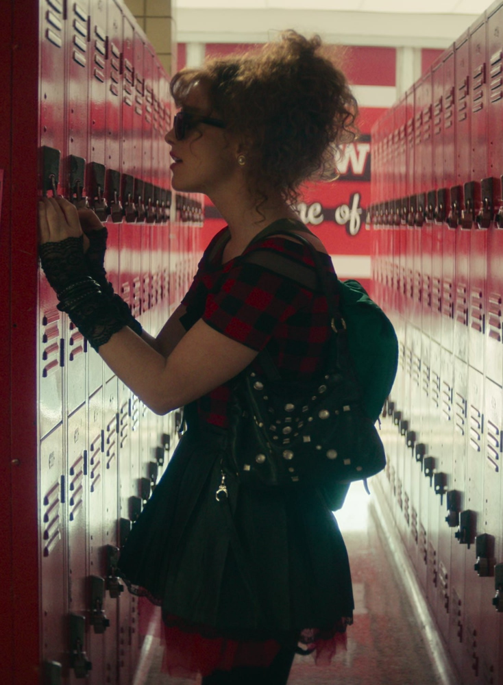 studded handbag - Kathryn Newton (Lisa Swallows) - Lisa Frankenstein (2024) Movie