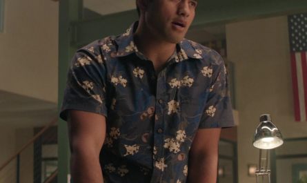#321 – NCIS – Hawaii – Season 3 Episode 1 (Timestamp – 00h 05m 20s)