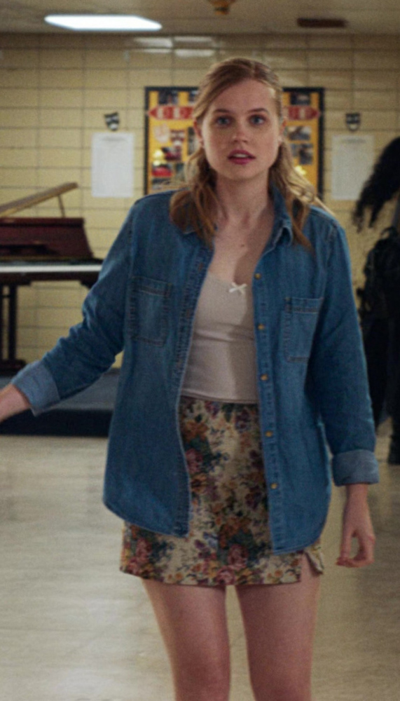 Floral Mini Skirt of Angourie Rice as Cady Heron