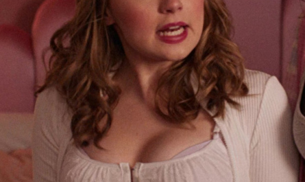 #3380 – Mean Girls (2024 film) (Timestamp – 00h 56m 19s)