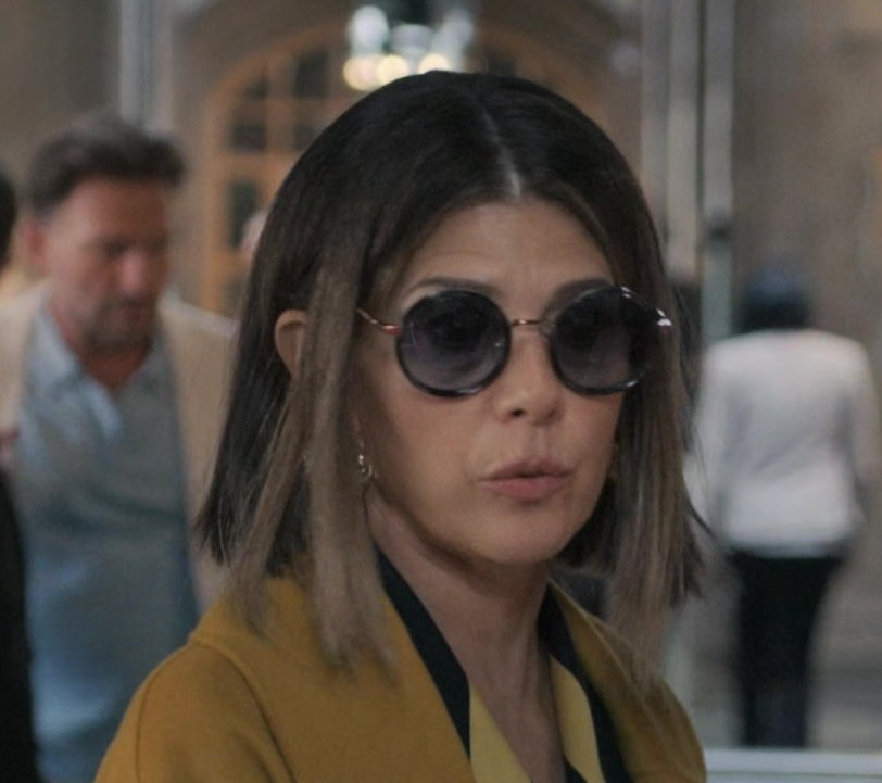 round frame sunglasses - Marisa Tomei (Claire Dupont) - Upgraded (2024) Movie