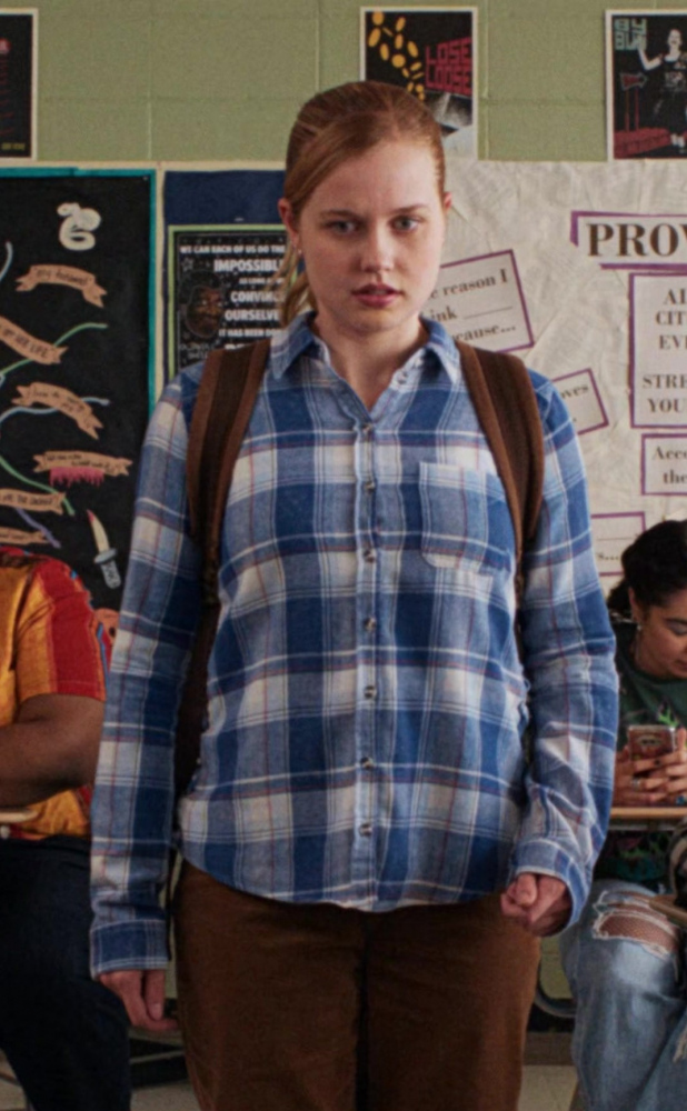casual long-sleeve plaid flannel shirt for women in blue and white - Angourie Rice (Cady Heron) - Mean Girls (2024) Movie