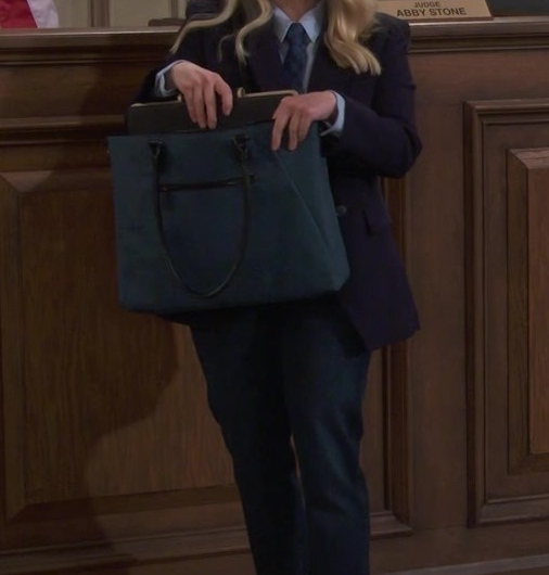 Chunky Block High Heel Fringed Round Toe Pumps of Melissa Rauch as Abby Stone