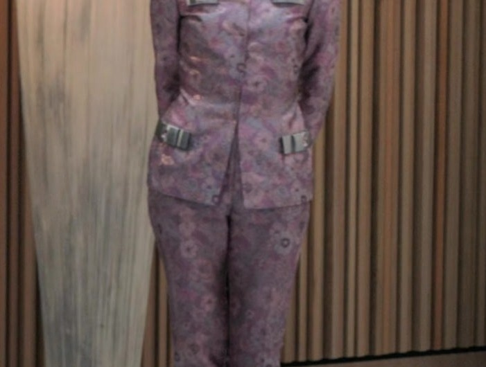 Silk-Blend Floral Jacquard Pants with Metallic Sheen of Marisa Tomei as Claire Dupont