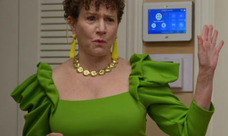 #408 – Curb Your Enthusiasm Season 12 Episode 2 (Timestamp – 00h 06m 47s)