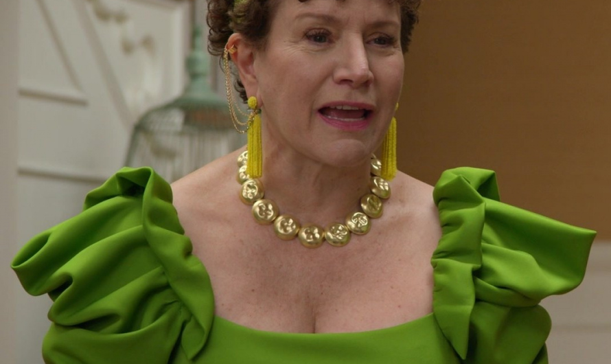 Gold Plated Circular Bib Necklace of Susie Essman as Susie Greene