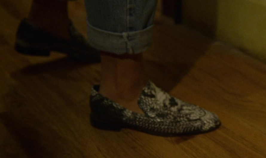 Snake-Print Leather Loafers of Gina Rodriguez as Mack