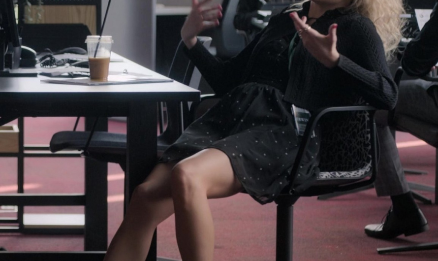 Leather Platform Sandals Worn by Saoirse-Monica Jackson as Amy