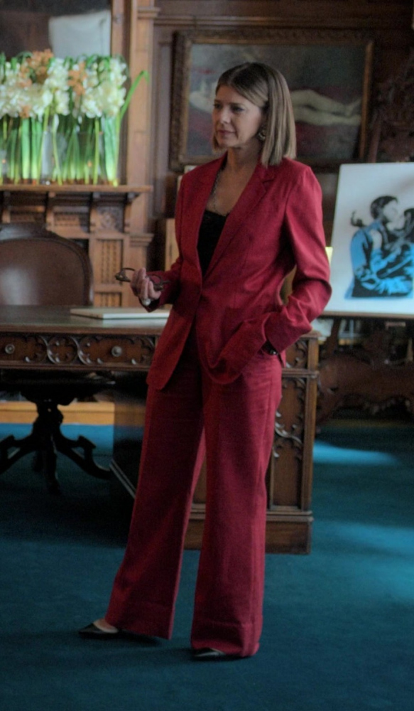 Red Oversized Blazer of Marisa Tomei as Claire Dupont from Upgraded (2024) Movie