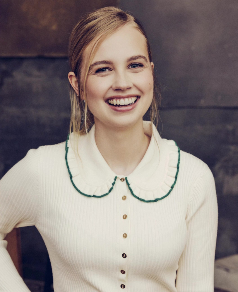 Tipped Ruffle Polo Sweater of Angourie Rice as Cady Heron