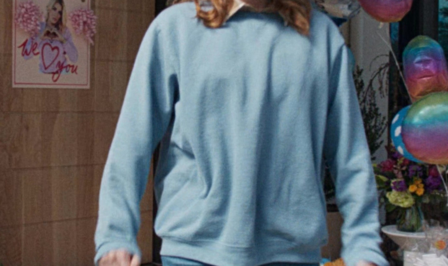 Pastel Blue Sweatshirt of Angourie Rice as Cady Heron