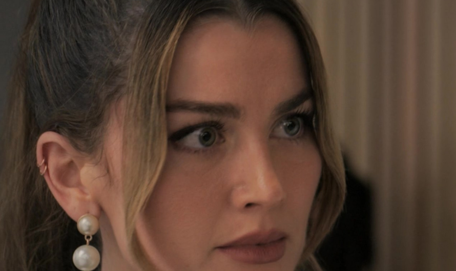 Triple Pearl Drop Earrings of Rachel Matthews as Suzette