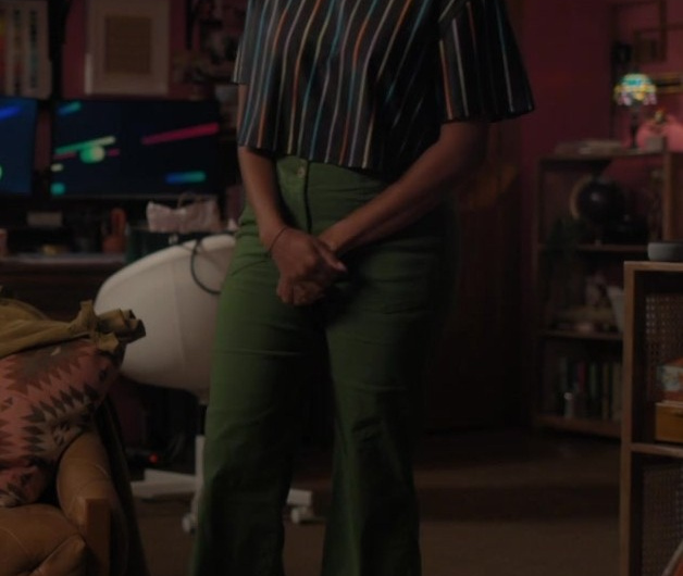 Green Wide-Leg Pants of Travina Springer as Kylie