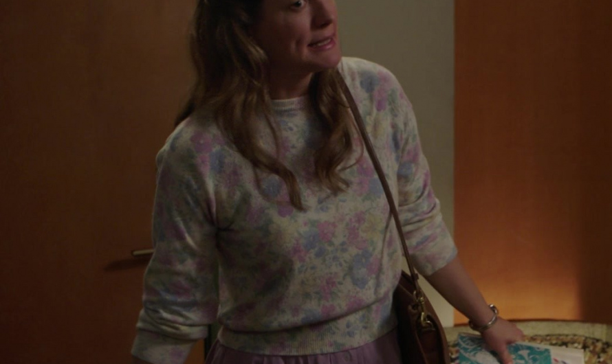 Floral Crewneck Sweater of Zoe Perry as Mary Cooper (née Tucker)