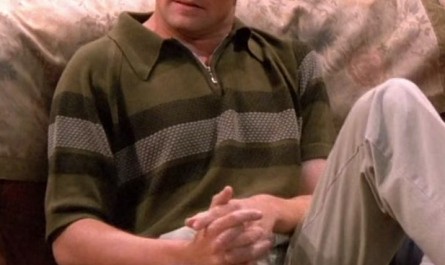 #018 – Friends (TV Series) – Season 1 Episode 03 – The One With The Thumb (Timestamp – 00h 00m 17s)