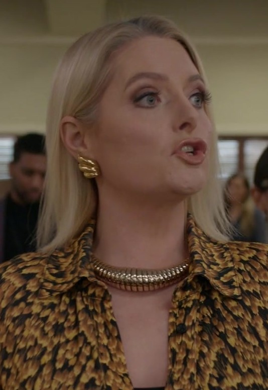 gold textured knot earrings - Lauren Ash (Lexi) - Not Dead Yet TV Show