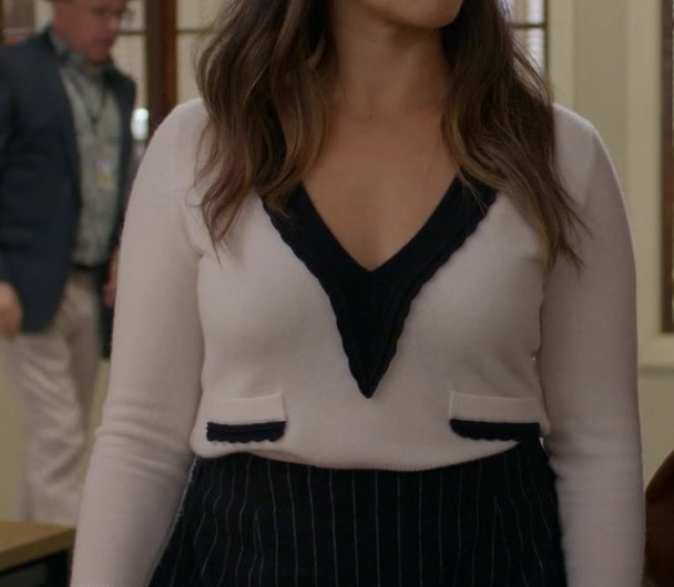 Black and White Deep V-Neck Wool-Blend Jumper Worn by Gina Rodriguez as Nell Serrano