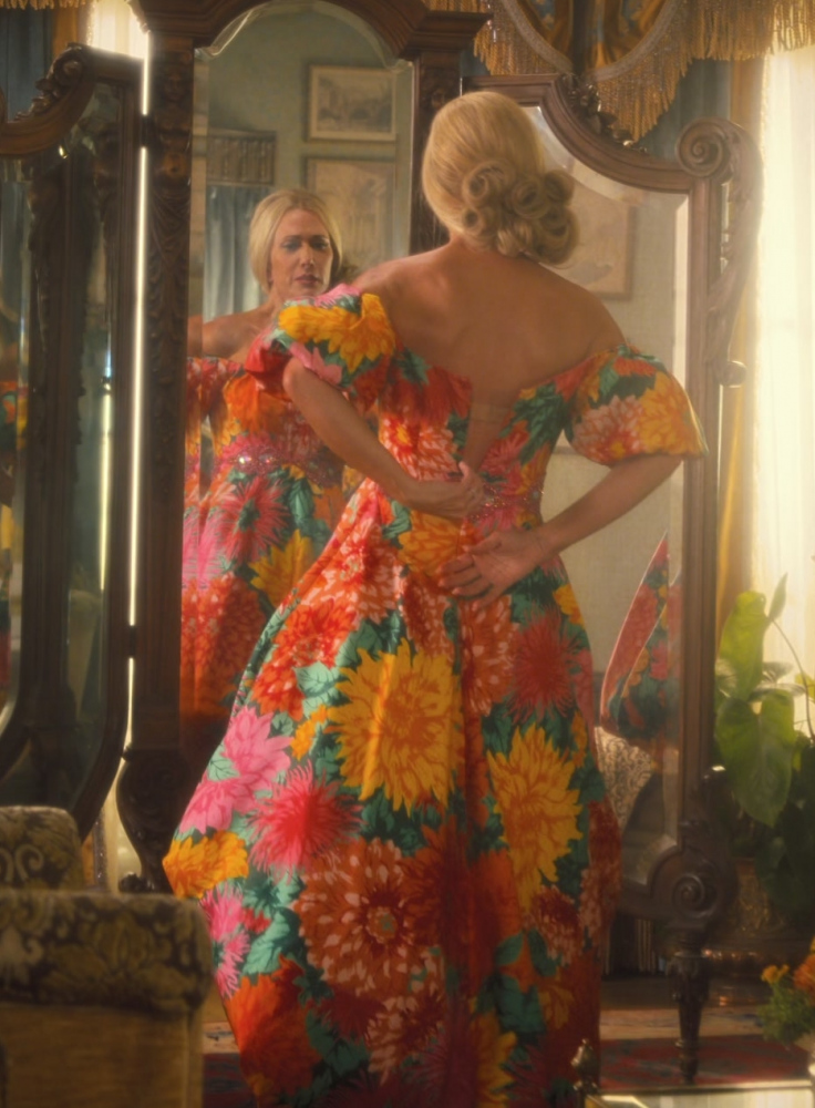 Off-Shoulder Maxi Dress with Lush Floral Print Worn by Kristen Wiig as Maxine Simmons