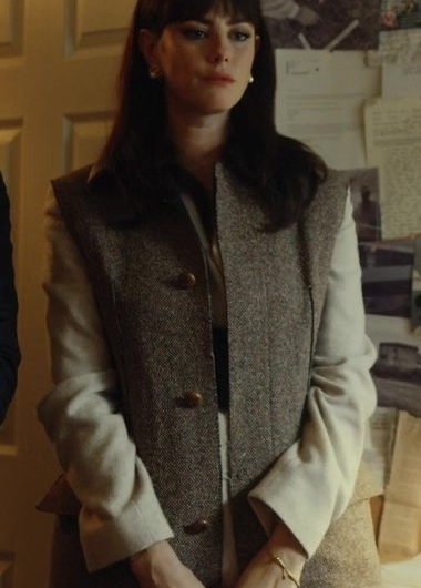 Grey Sleeveless Coat of Kaya Scodelario as Susie Glass