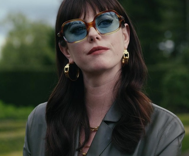 Oversized Tortoise Shell Sunglasses with Blue Gradient Lenses Worn by Kaya Scodelario as Susie Glass
