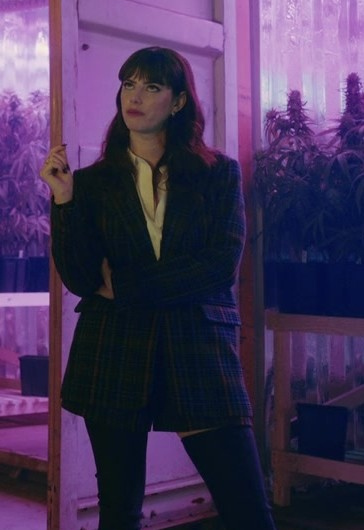 Tweed Plaid Blazer of Kaya Scodelario as Susie Glass