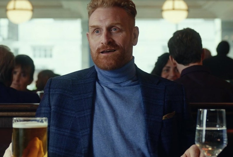 Blue Checkered Wool Blazer with Notch Lapel of Kristofer Hivju as Florian de Groot