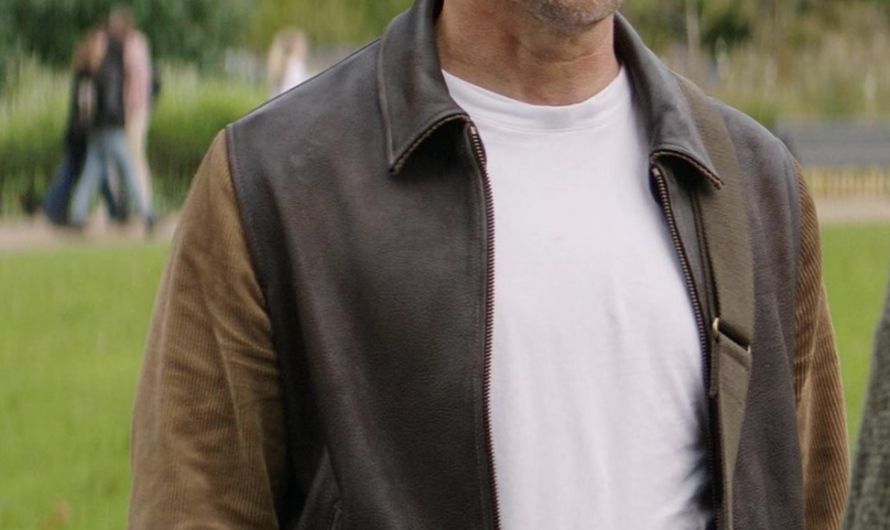 Leather Messenger Bag of Sam Rockwell as Aidan