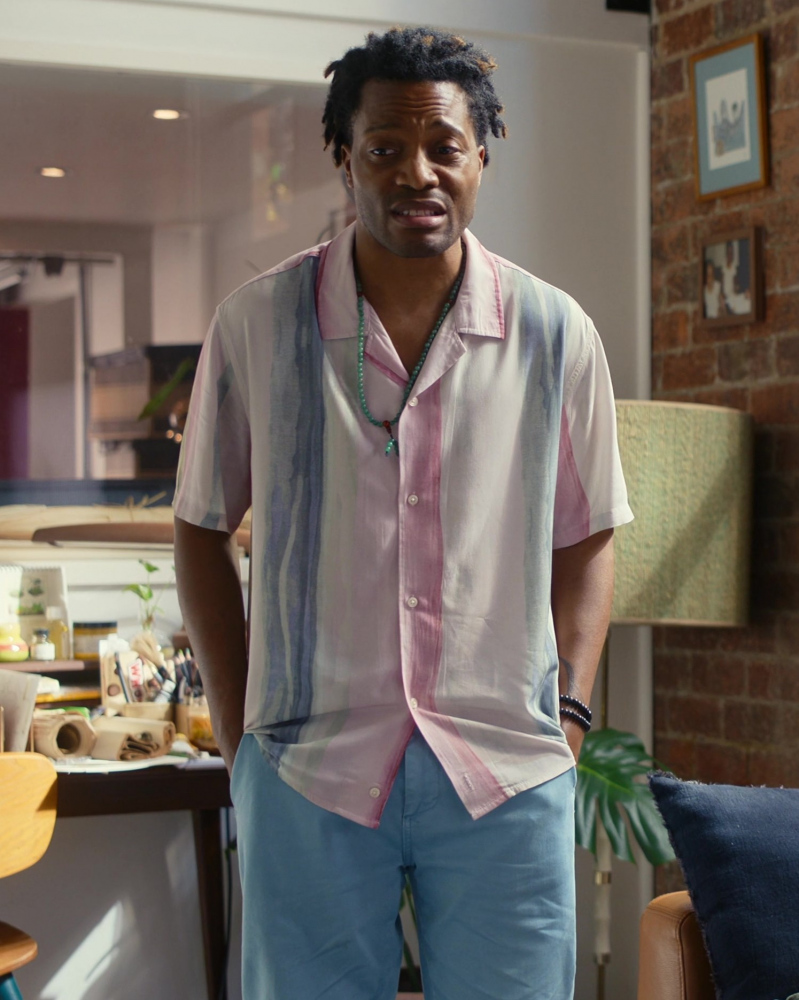 relaxed fit striped pink and white shirt - Jermaine Fowler (Wes) - Ricky Stanicky (2024) Movie