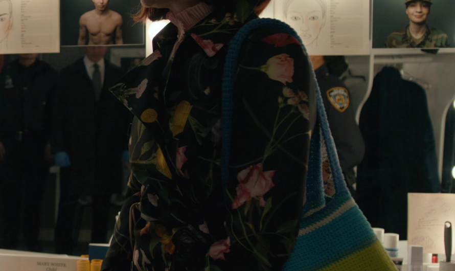 Blue and Yellow Striped Crochet Bag with Ruffle Accents of Carrie Preston as Elsbeth Tascioni