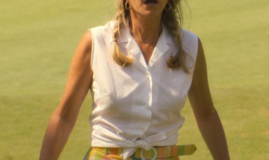 Multicolor Checkered A-Line Mini Skirt with Tie Belt and Front Pockets of Kristen Wiig as Maxine Simmons