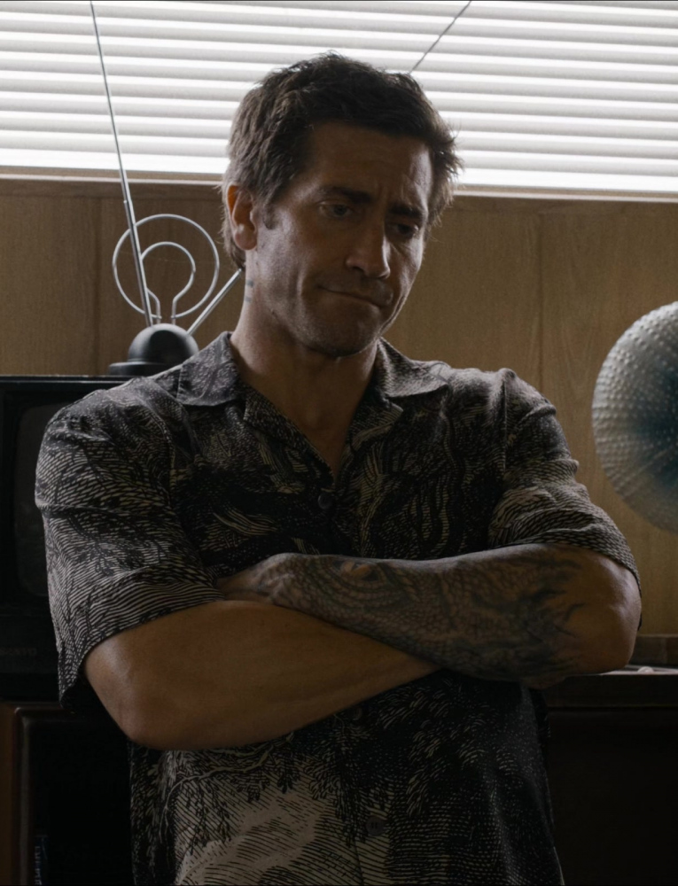 Dark Toned Nature Inspired Shirt of Jake Gyllenhaal as Dalton