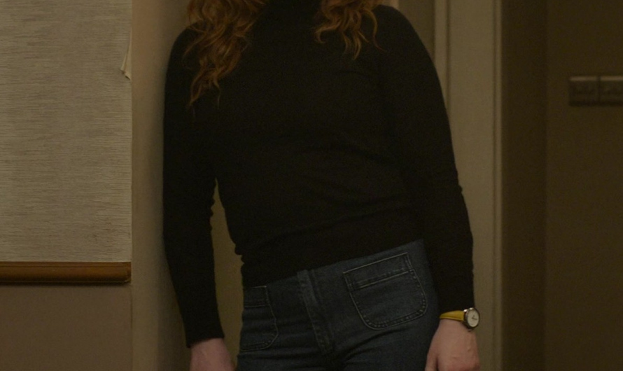 Black Turtleneck Sweater of Bryce Dallas Howard as Elly Conway / Rachel Kylle