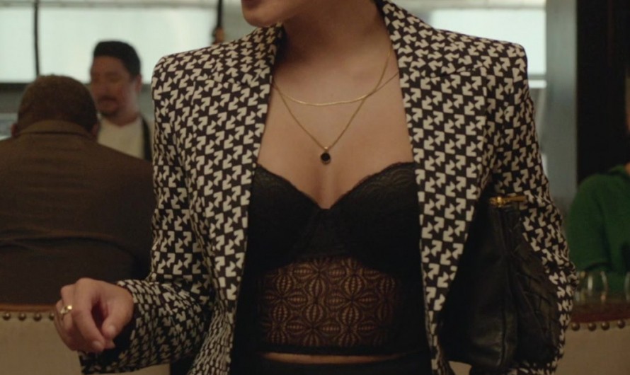 Black and White Houndstooth Pattern Blazer of Vanessa Hudgens as Ruby Collins