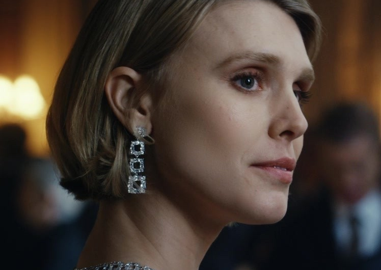 Diamond Drop Earrings of Gaia Weiss as Princess Rosanne