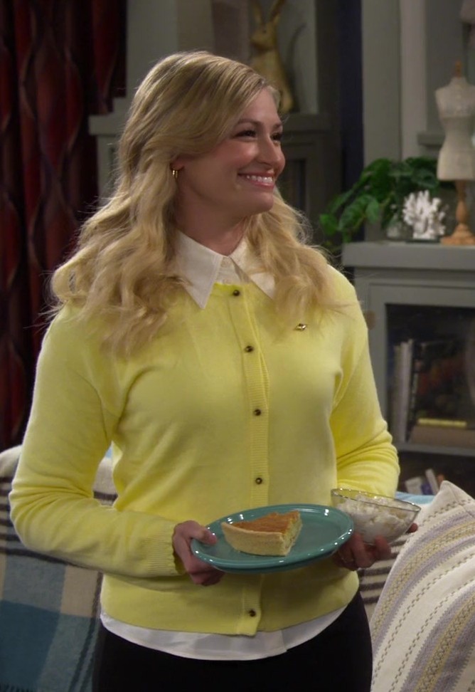 Yellow Button-Up Cardigan of Beth Behrs as Gemma Johnson